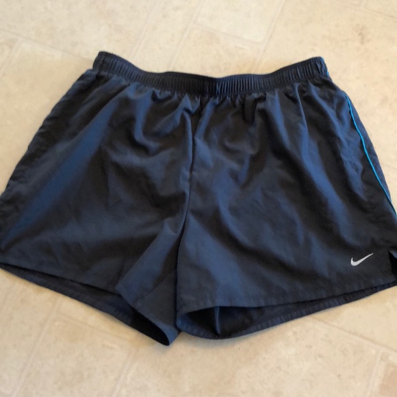 Nike Pants - Nike athletic shorts